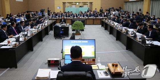 국회 농림축산식품해양수산위원회 산림청 국정감사가 진행되고 있다.&#40;대전=뉴스1&#41; 김기태 기자