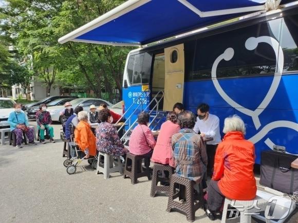 노원구, 취약층 대상 &#39;찾아가는 이동 건강버스&#39; 운영 &#40;노원구 제공&#41; 