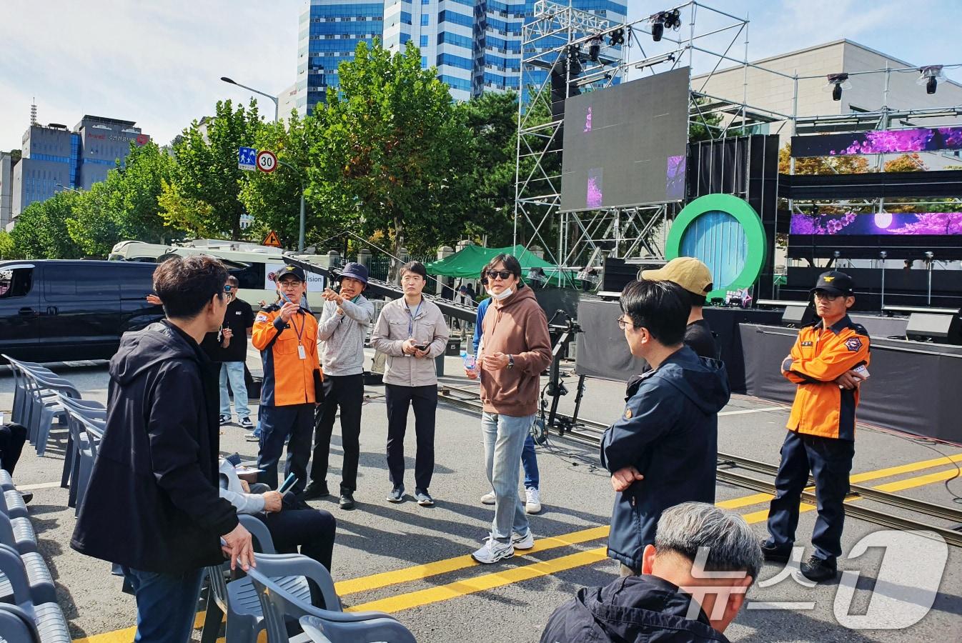 광주시가 핼러윈 데이&#40;10월 31일&#41;를 앞두고 인파 밀집이 예상되는 지역에서 안전관리를 하고 있다.&#40;광주시 제공&#41;2024.10.24/뉴스1 