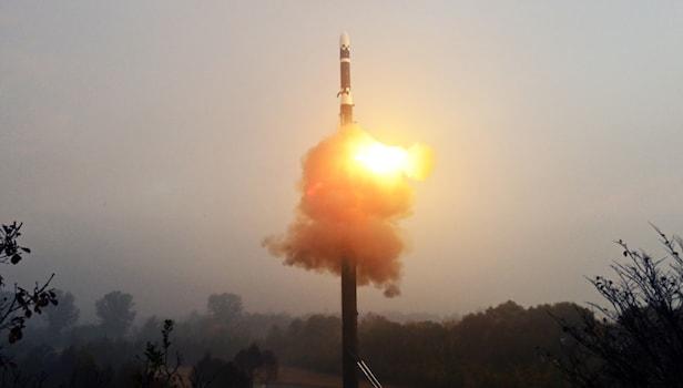 북, 신형 ICBM '화성-19형' 공개…"최종완결판" 주장