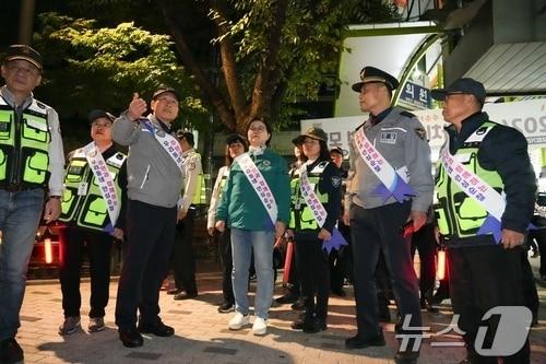  강북구, 민관경 합동 순찰 실시&#40;강북구 제공&#41;