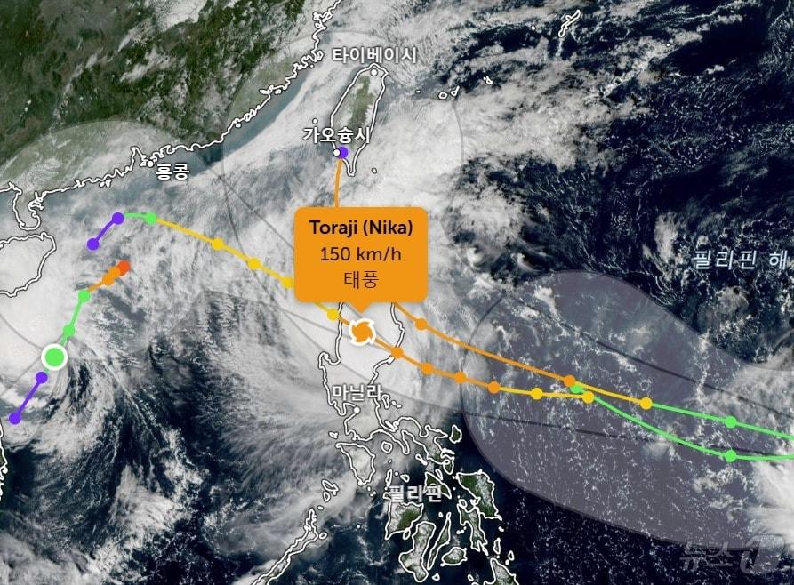 태풍 &#39;도라지&#39; 예상 경로.&#40;사진은 대화형 세계 날씨 지도 Zoom Earth 지도 갈무리&#41;