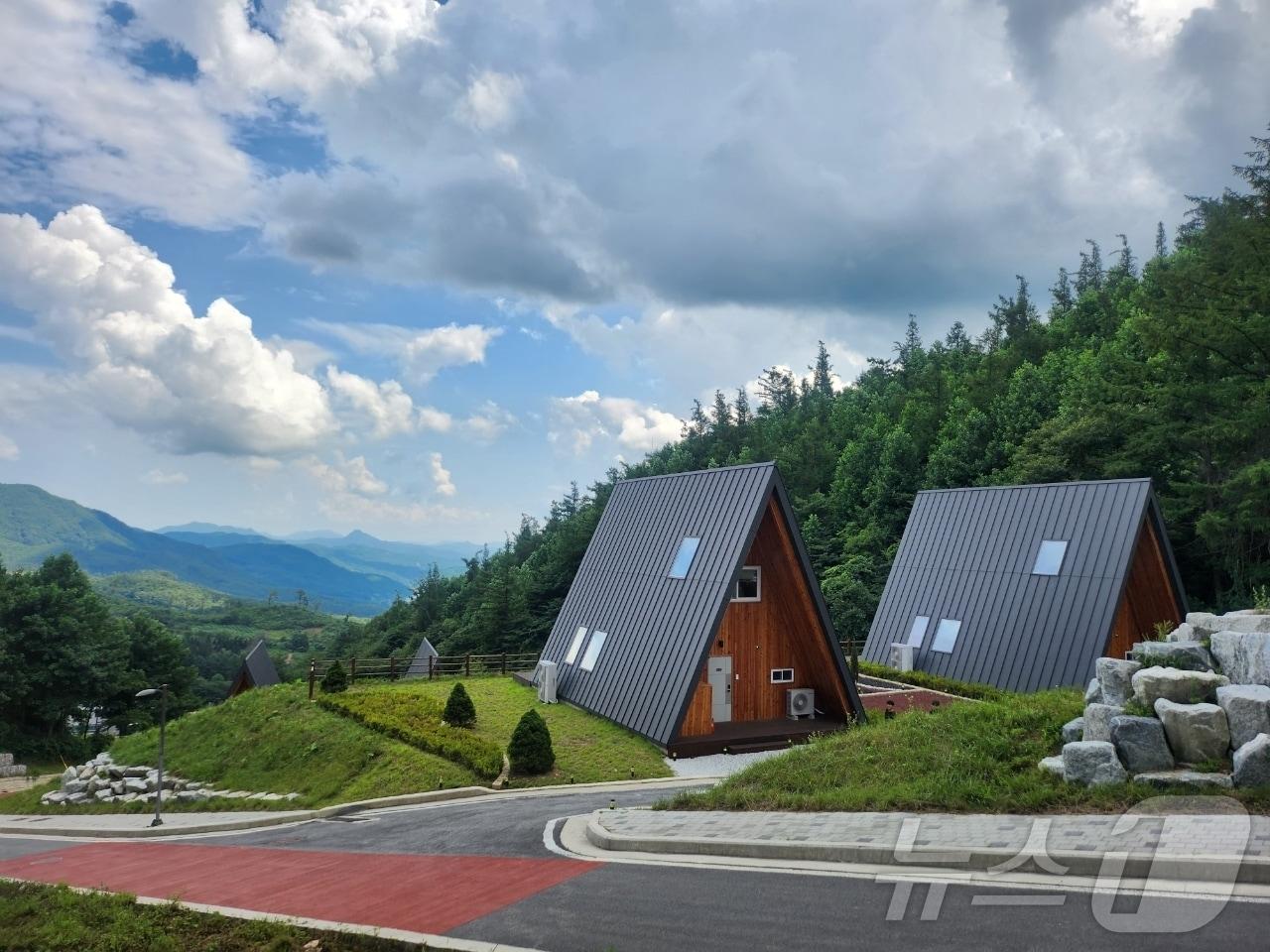 거창 산림레포츠파크 숙박동&#40;거창군 제공&#41;.