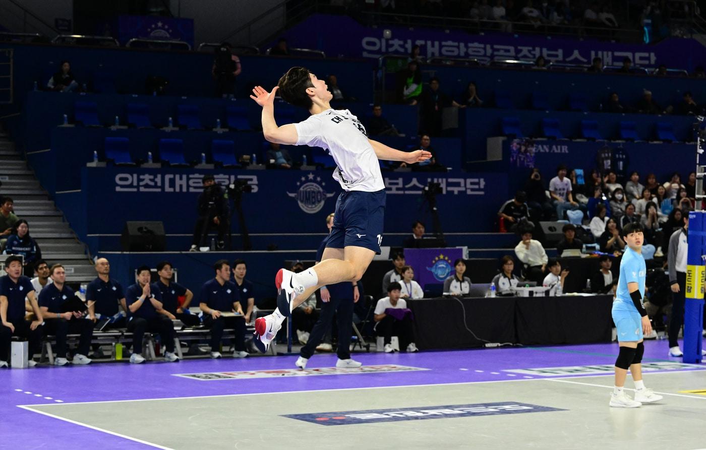 2024-25시즌 대한항공의 1등 비행을 견인하고 있는 정한용 &#40;한국배구연맹 제공&#41;