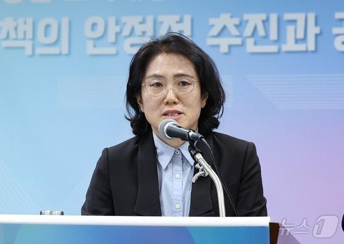 박영신 세종시교육청 정책국장이 7일 교육청 4층 대회의실에서 2025년도 예산안 편성과 관련한 기자회견을 하고 있다. ⓒ News1 장동열 기자