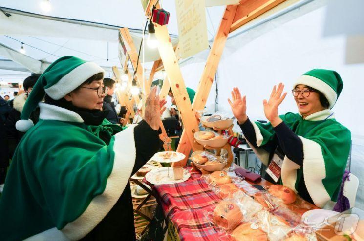 지난해 열린 강북구 &#39;그린산타 마켓&#39; &#40;강북구 제공&#41; 