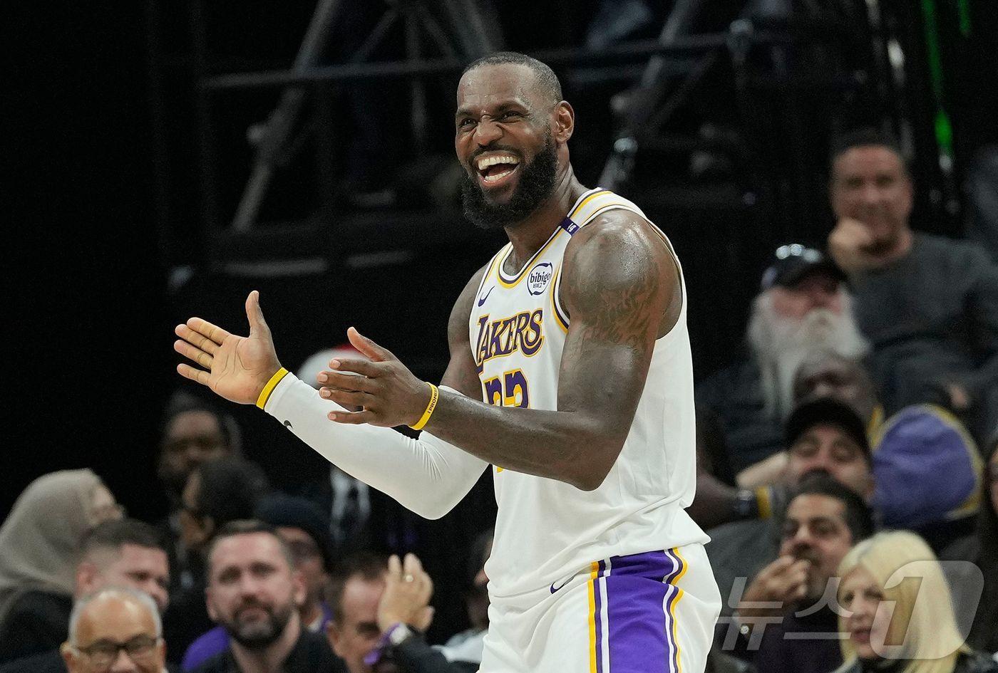 NBA 슈퍼스타 르브론 제임스는 불혹이 됐다. ⓒ AFP=뉴스1