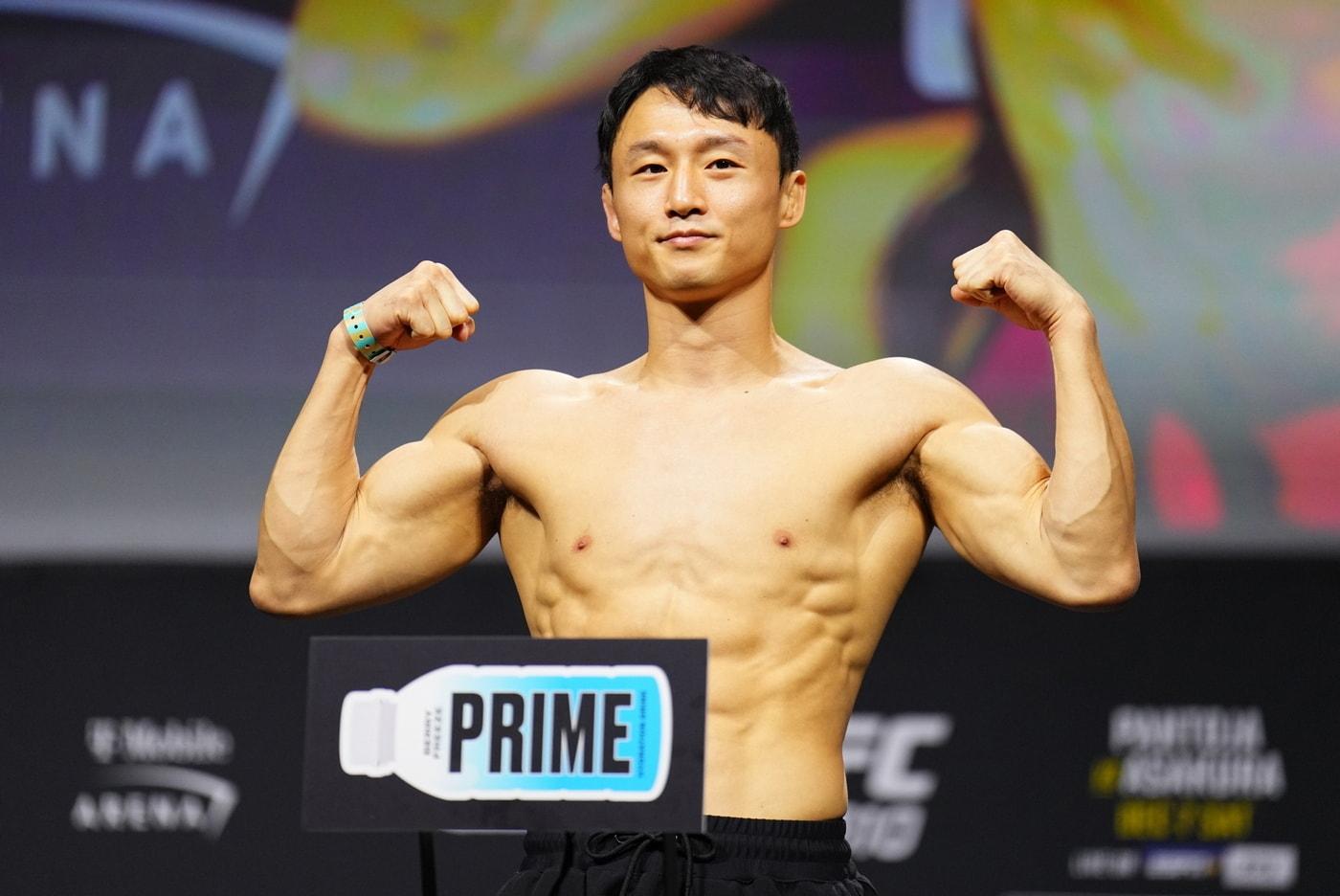 8년 만에 UFC 2연승에 도전하는 &#39;코리안 슈퍼보이&#39; 최두호&#40;33&#41;가 최상의 몸상태로 계체에 통과했다.&#40;UFC 제공&#41;