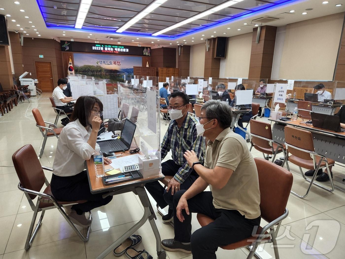 2022년 옥천군서 진행한 &#39;달리는 국민신문고&#39; 모습&#40;옥천군 제공&#41; /뉴스1 