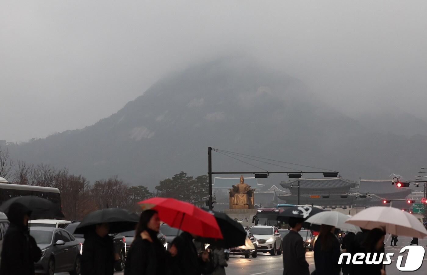 하늘에 안개가 껴있다.&#40;사진은 기사 내용과 무관함&#41; / 뉴스1 ⓒ News