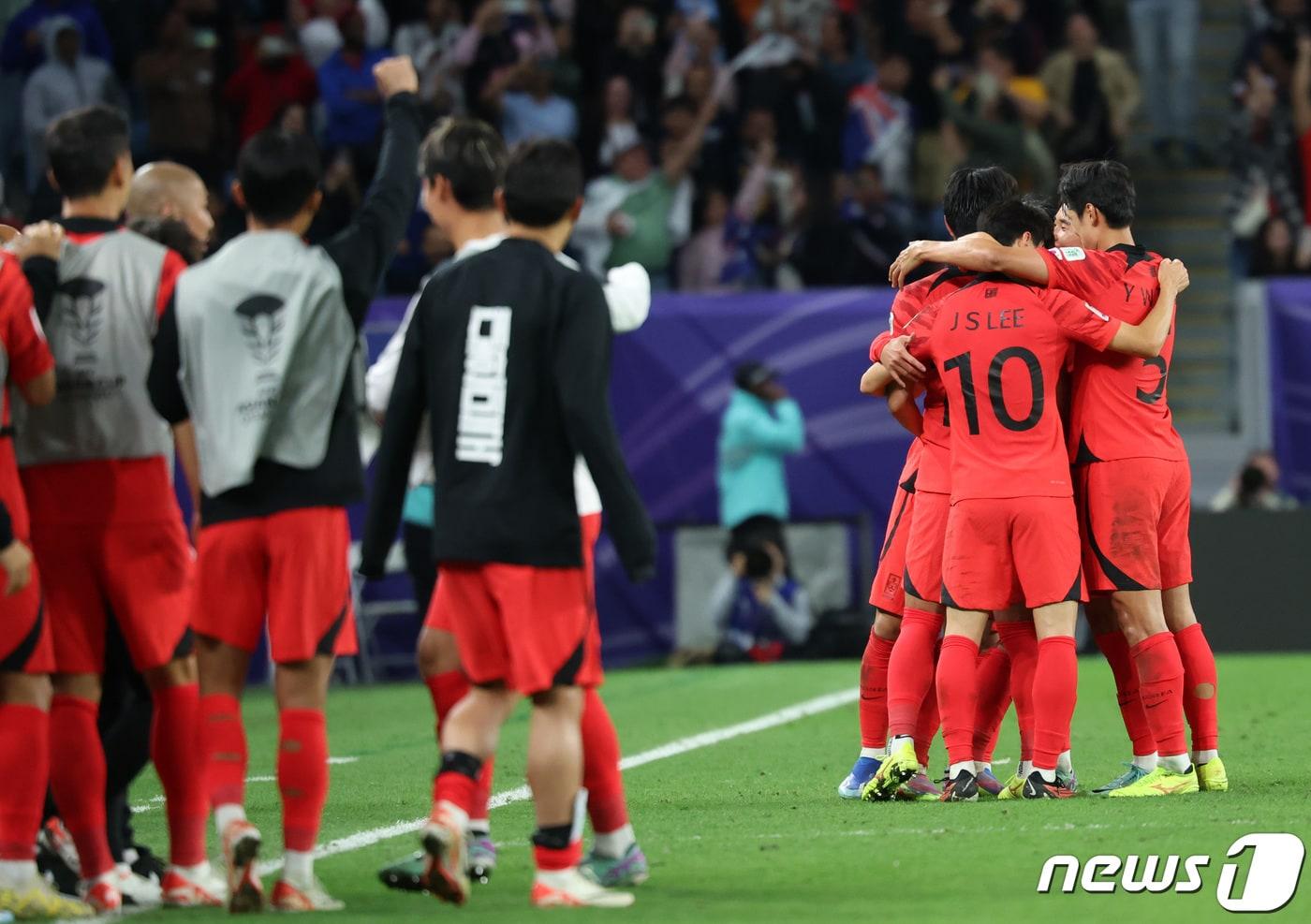 준결승에 진출한 한국 축구대표팀. /뉴스1 ⓒ News1 김성진 기자