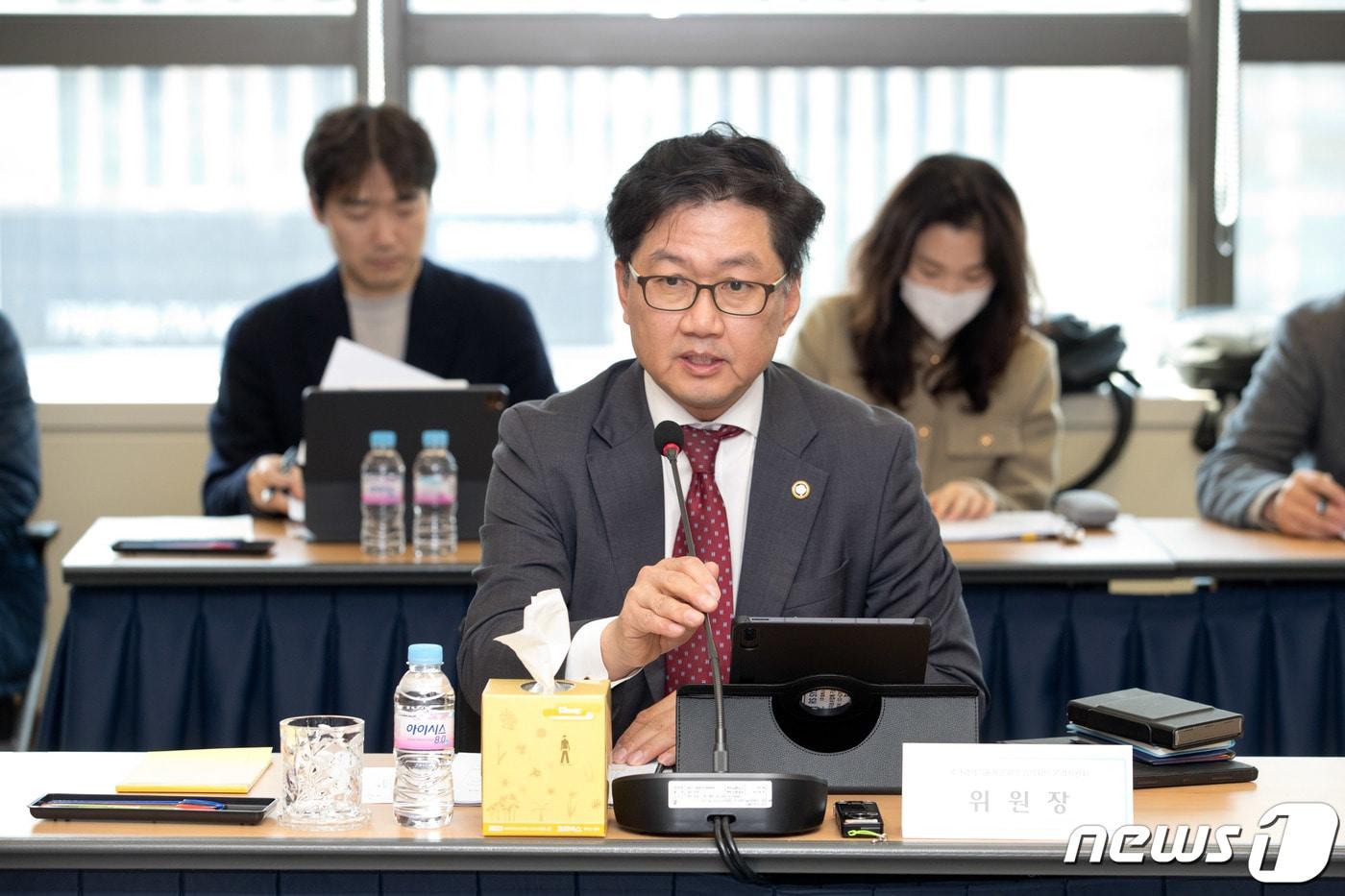 류광준 과학기술정보통신부 과학기술혁신본부장이 13일 오후 서울 종로구 광화문교보빌딩 국가과학기술자문회의 대회의실에서 &#39;국가과학기술자문회의 제58회 운영위원회&#39;를 주재하고 있다. &#40;과학기술정보통신부 제공&#41; 2024.3.13/뉴스1