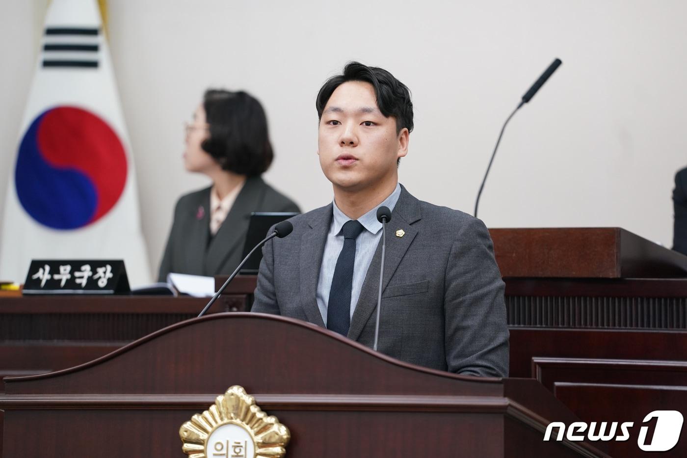 김경민 대구 수성구의회 부의장이 5분 자유 발언을 하고 있다. &#40;대구 수성구의회 제공&#41;