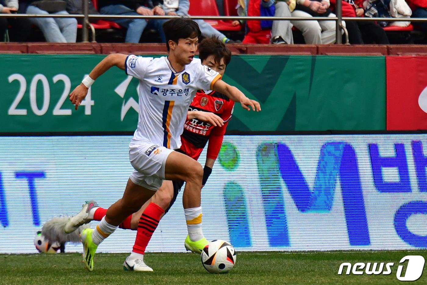 스완지시티 이적설이 나오는 광주FC의 엄지성. /뉴스1 ⓒ News1 최창호 기자