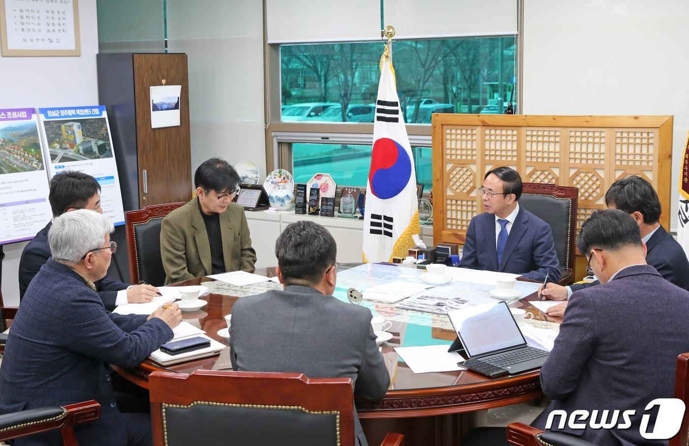 전북자치도 임실군이 ‘저지종 육성사업 기본계획 수립 연구용역’ 착수보고회를 갖고 있다.&#40;임실군제공&#41;2024.3.25/뉴스1