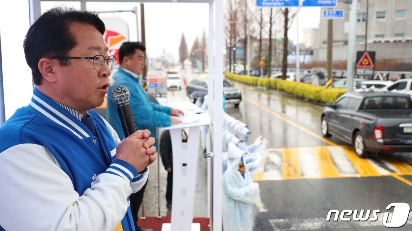 문금주 더불어민주당 후보가 유세하고 있다. ⓒ News1