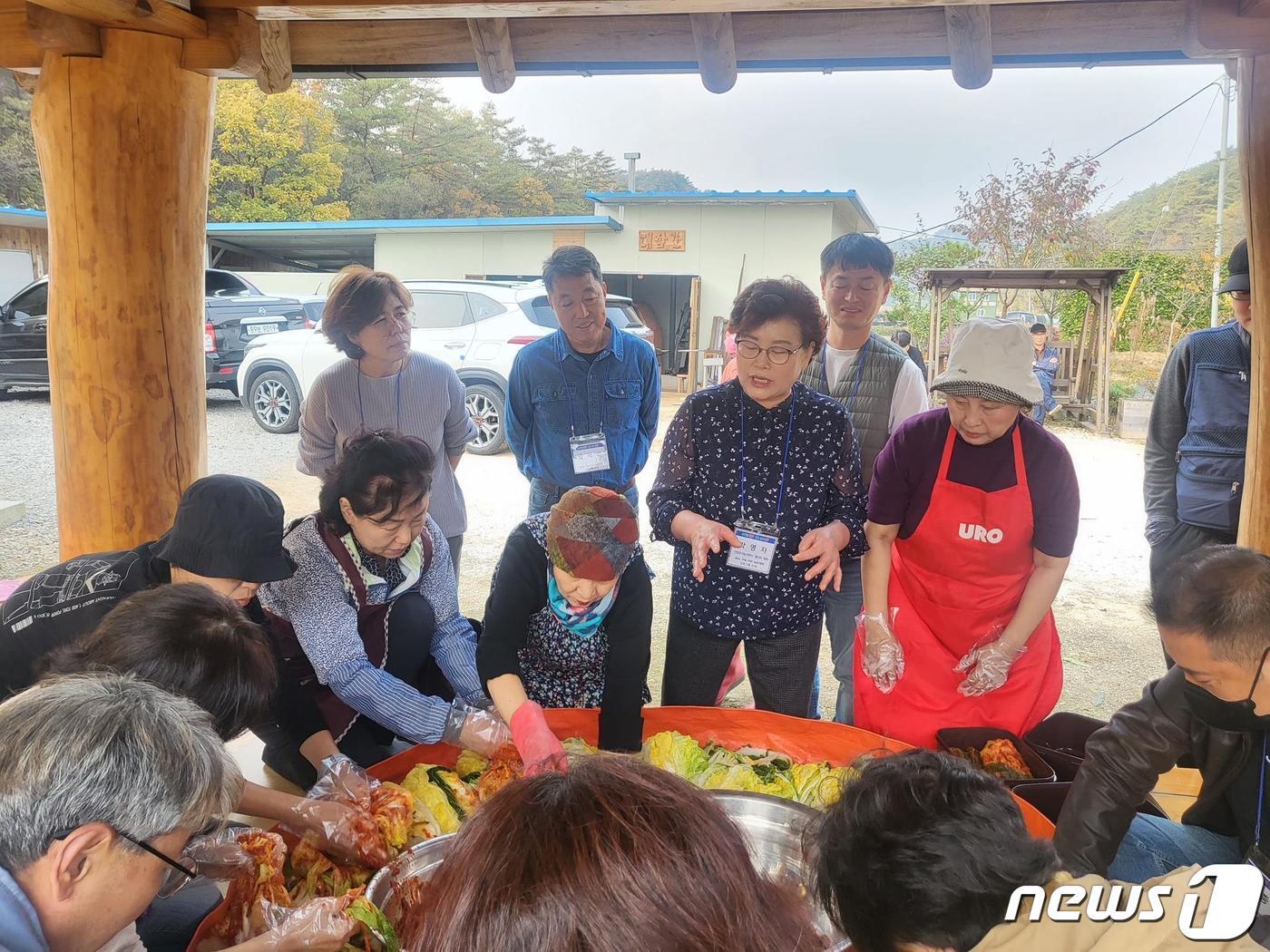 충북 단양군의 농촌체험프로그램인 &#39;단양 느껴보기&#40;1박 2일&#41;’ 행사 모습.&#40;단양군 제공&#41;2024.3.6/뉴스1