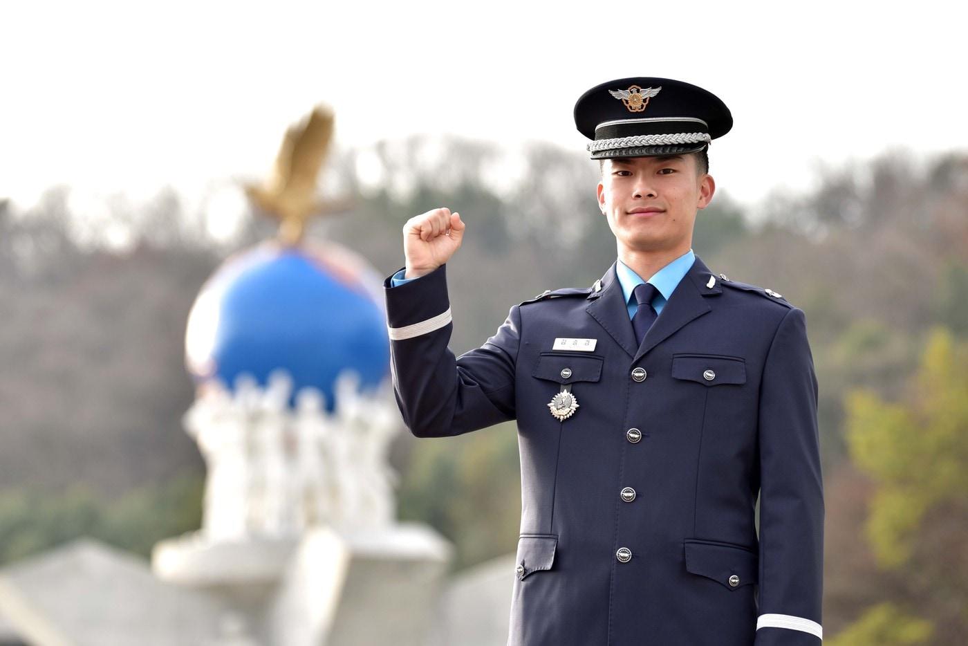 미국 시민권을 포기하고 공군사관학교에 입학한 김승겸 소위&#40;22·항공우주정책학&#41;&#40;공군 제공&#41;