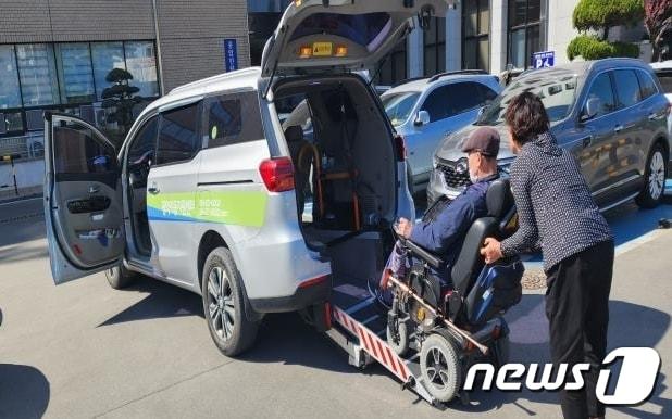 정읍시가 약자와 동행하는 교통정책 실현을 목표로 장애인을 위한 교통수단과 서비스를 확충했다.&#40;정읍시 제공&#41;2024.3.7/뉴스1 