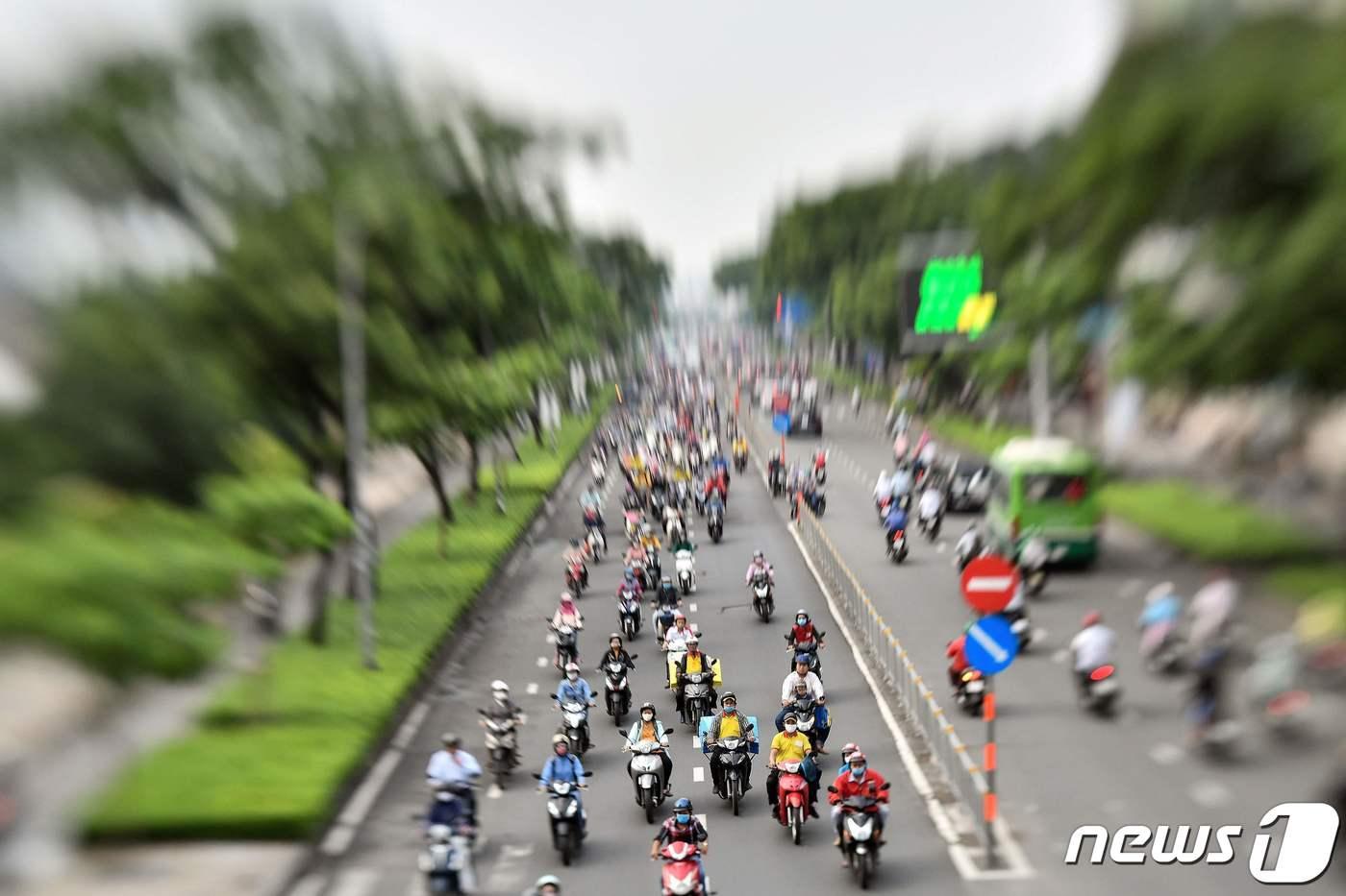 2020년 6월 베트남 호찌민에서 시민들이 오토바이를 이용해 출근하는 모습&lt;자료사진&gt;. 2020.6.29. ⓒ AFP=뉴스1 ⓒ News1 김성식 기자