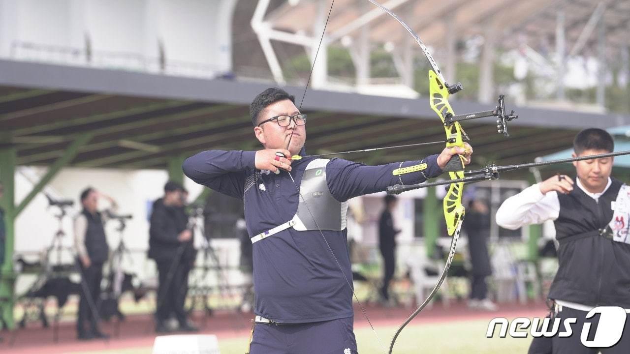 국가대표 평가전 1위로 파리 올림픽에 나서게 된 김우진. &#40;대한양궁협회 제공&#41;