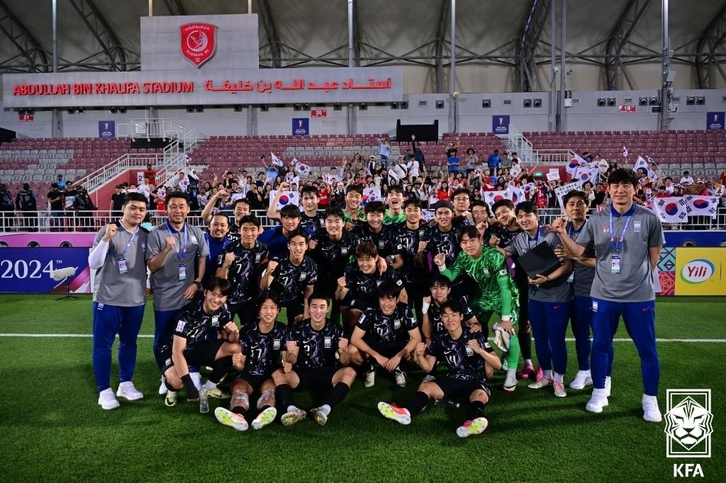 황선홍 감독이 이끄는 U23 대표팀이 2024 파리 올림픽 예선 8강 진출에 성공했다. &#40;대한축구협회 제공&#41;