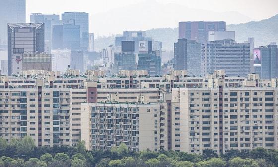 서울 강남구 압구정동 아파트 단지. 2024.4.26/뉴스1 ⓒ News1 이재명 기자