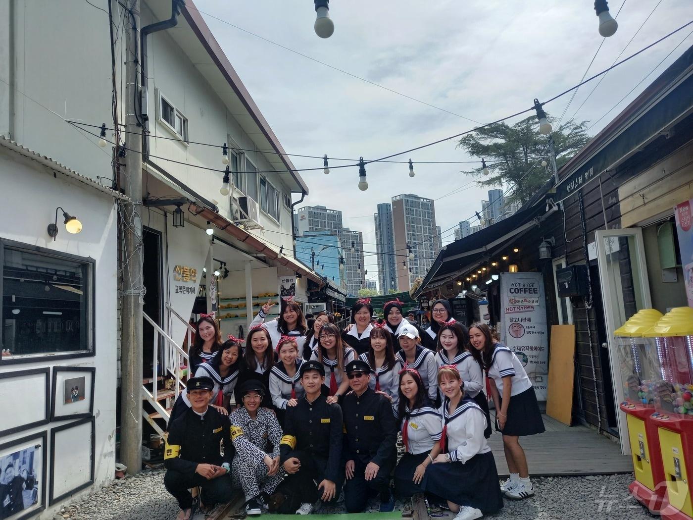 군산시가 27~28일 싱가포르 여행업계를 초청해 팸투어를 진행했다.&#40;군산시 제공&#41; 2024.4.29/뉴스1