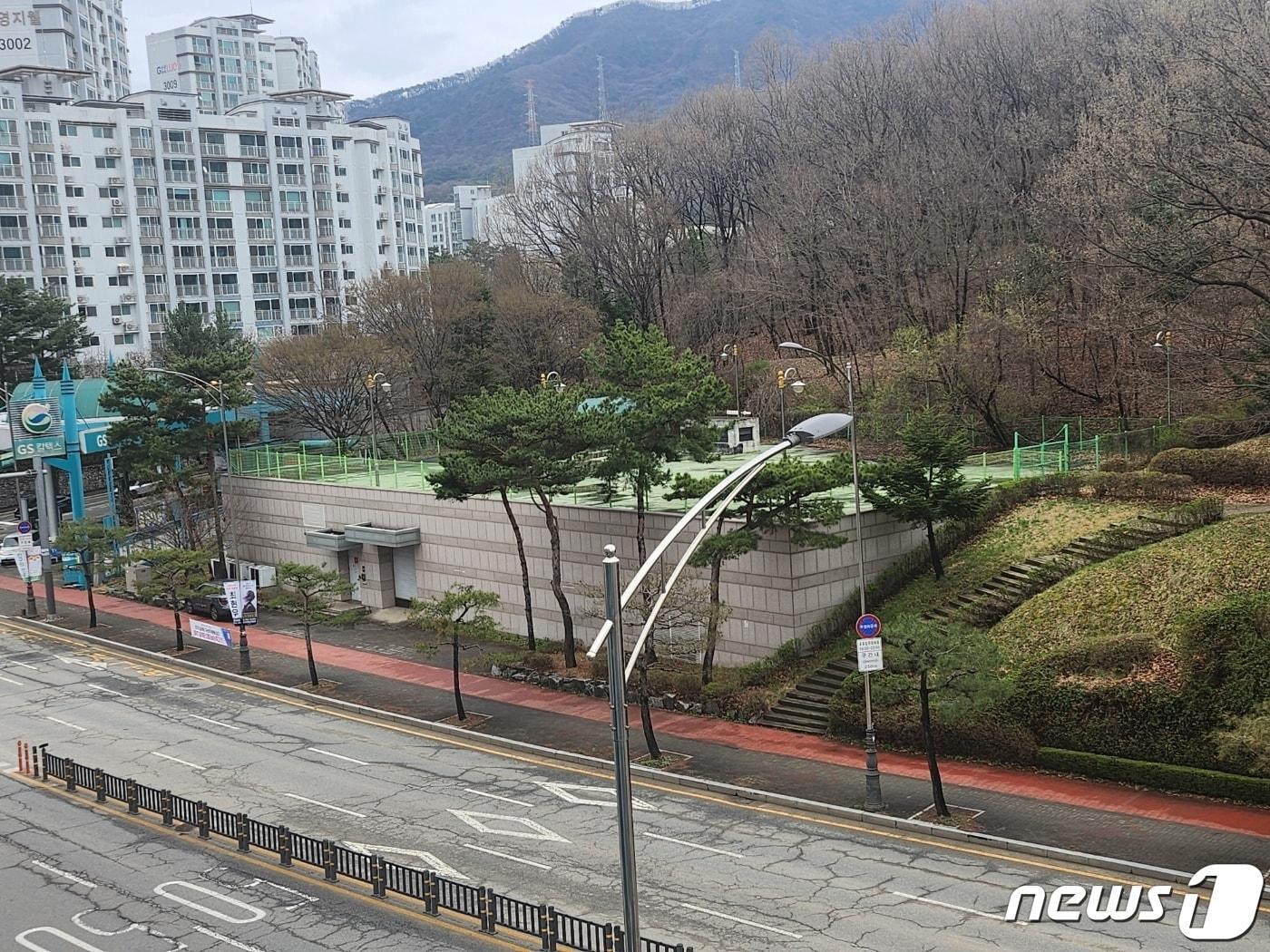 용인시가 소유권을 넘겨받은 지역난방공사 동백가압장 부지 모습.&#40;용인시 제공&#41;