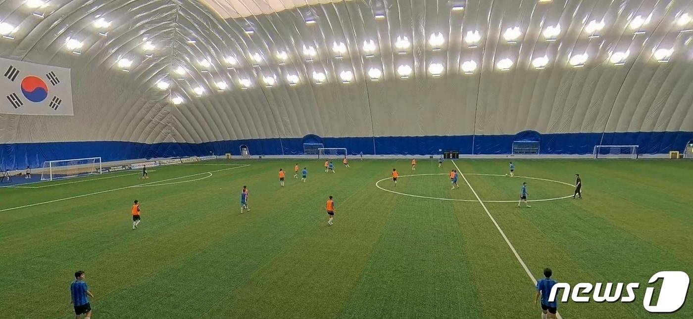 충북 괴산군이 괴산읍 서부리에 &#39;에어돔 축구장&#39;을 갖춘 축구전지훈련장을 건립한다.&#40;사진은 기사 내용과 무관함&#41;/뉴스1