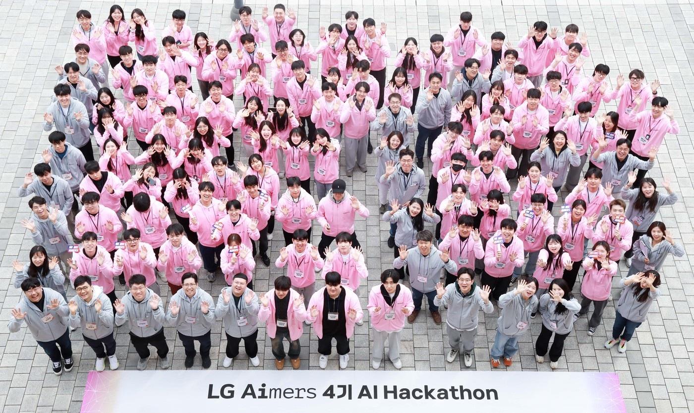 LG가 6일부터 1박 2일간 경기도 이천 LG인화원에서 LG 에이머스&#40;Aimers&#41; 해커톤을 진행했다&#40;LG제공&#41;. ⓒ 뉴스1