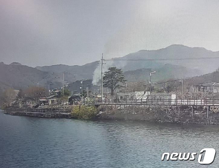 강원 철원 갈말읍 신철원리 산불 현장.&#40;산림청 제공&#41;