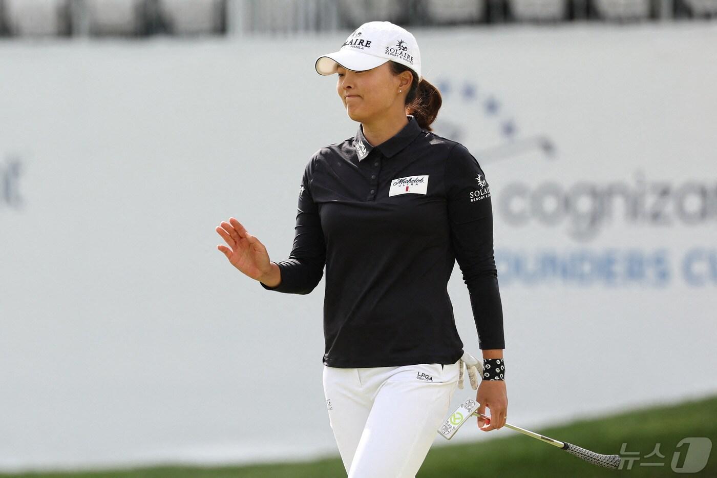 고진영이 LPGA투어 파운더스컵에서 공동 12위를 마크했다. ⓒ AFP=뉴스1