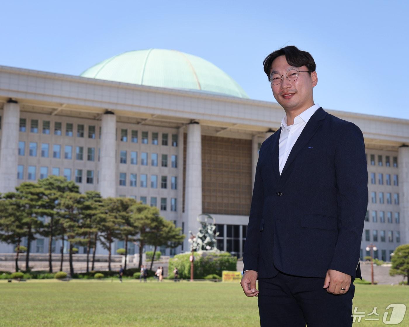 모경종 더불어민주당 당선인이 14일 서울 여의도 국회에서 뉴스1과 인터뷰를 하고 있다. 2024.5.14/뉴스1 ⓒ News1 송원영 기자