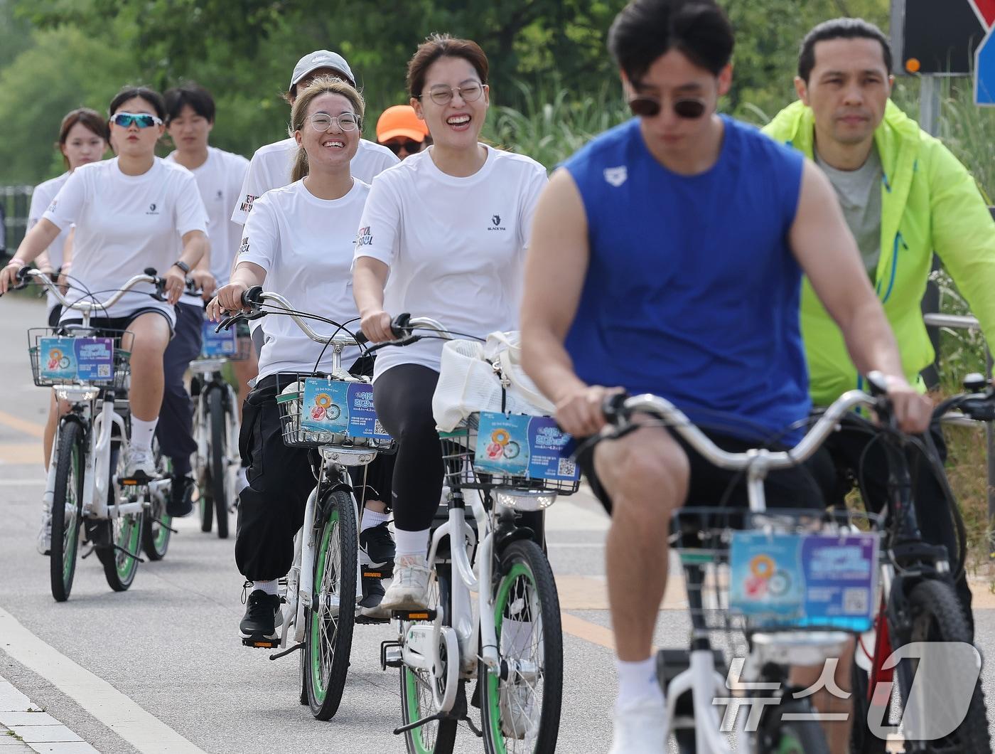 사이클은 자전거 타는 법만 배우면 누구나 쉽게 할 수 있는 운동이다./뉴스1 ⓒ News1 이동해 기자