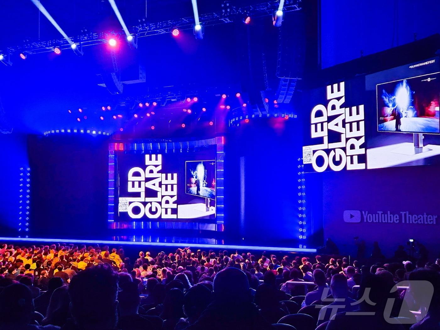 삼성전자가 북미 최대 온오프라인 게임쇼 &#39;서머 게임 페스트&#39;에서 게이밍 모니터 신제품 &#39;오디세이 OLED G8&#39;를 공개했다.&#40;삼성전자 제공&#41; ⓒ News1