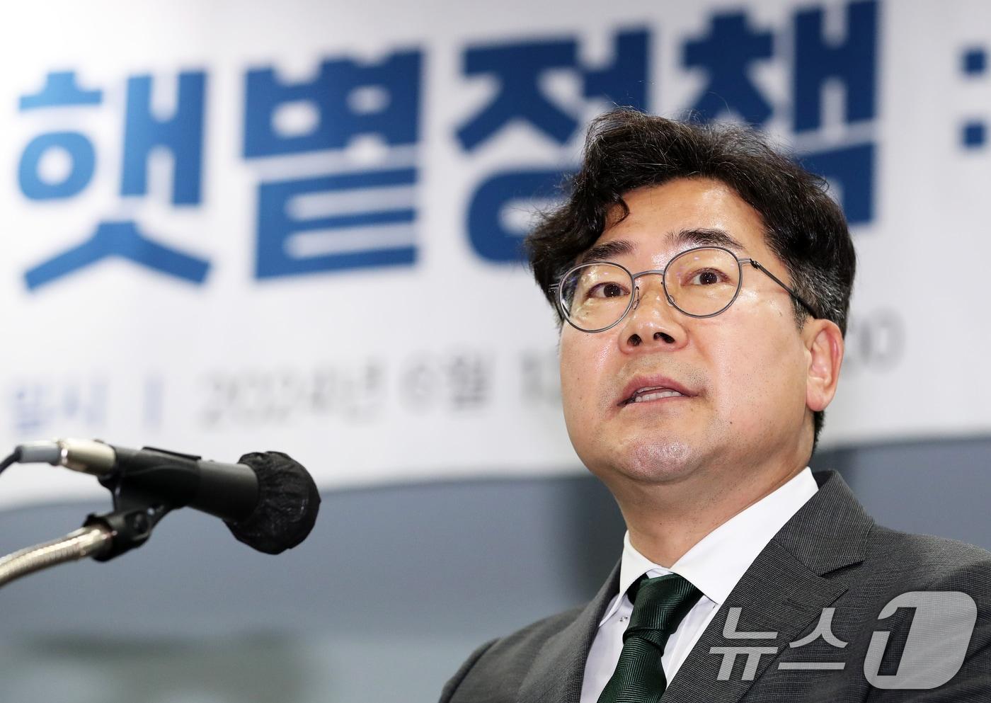 박찬대 더불어민주당 당대표 직무대행 겸 원내대표/뉴스1 ⓒ News1 오대일 기자