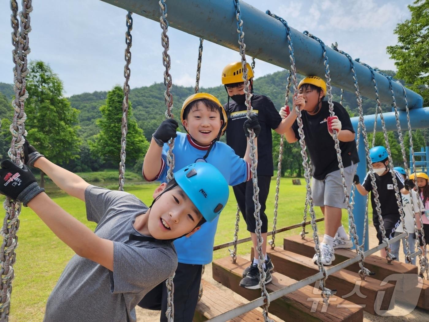 충북도교육청 학생수련원은 오는 3일부터 11월 13일까지 도내 초·중 14개 학교를 대상으로 지역 다른 수련시설을 임차해 자기성장 체험활동을 진행한다.&#40;충북교육청 제공&#41;/뉴스1