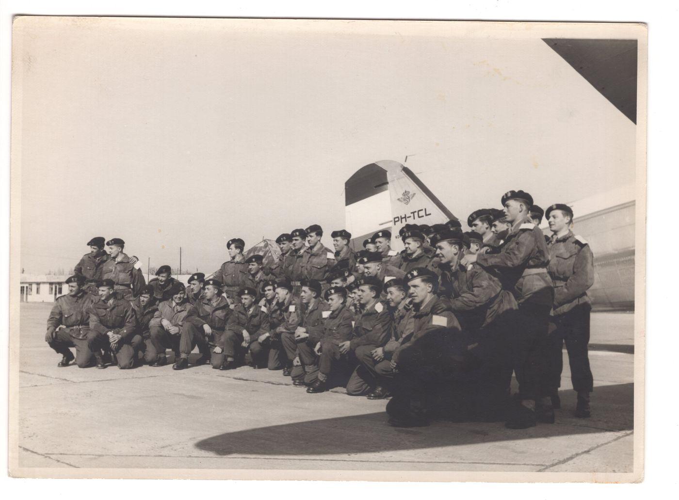 대한민국으로 떠나기 전 촬영한 룩셈부르크의 6·25전쟁 참전용사 단체사진&#40;1950 촬영, 룩셈부르크 국립군사박물관 소장&#41;.&#40;전쟁기념사업회 제공&#41;