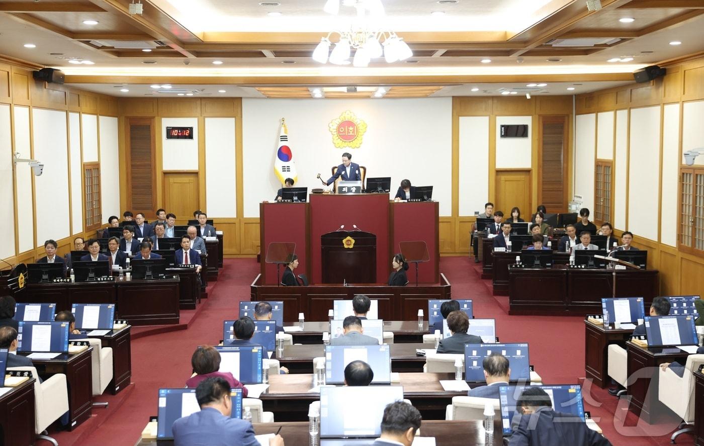 대구시의회가 16일 제310회 임시회를 개회했다. 사진은 본회의장 모습&#40;대구시의회 제공&#41;