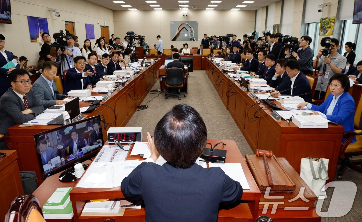 24일 서울 여의도 국회 과학기술정보방송통신위원회에서 열린 이진숙 방송통신위원장 후보자 인사청문회 2024.7.24/뉴스1 ⓒ News1 안은나 기자