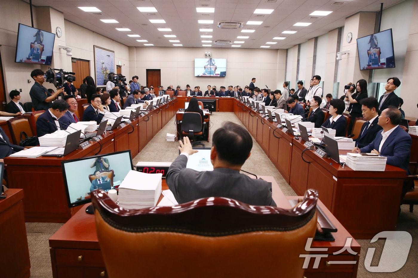 이철규 국회 산자위 위원장이 29일 오전 서울 여의도 국회에서 열린 산업통상자원중소벤처기업위원회 전체회의를 주재하고 있다. 2024.7.29/뉴스1 ⓒ News1 이광호 기자