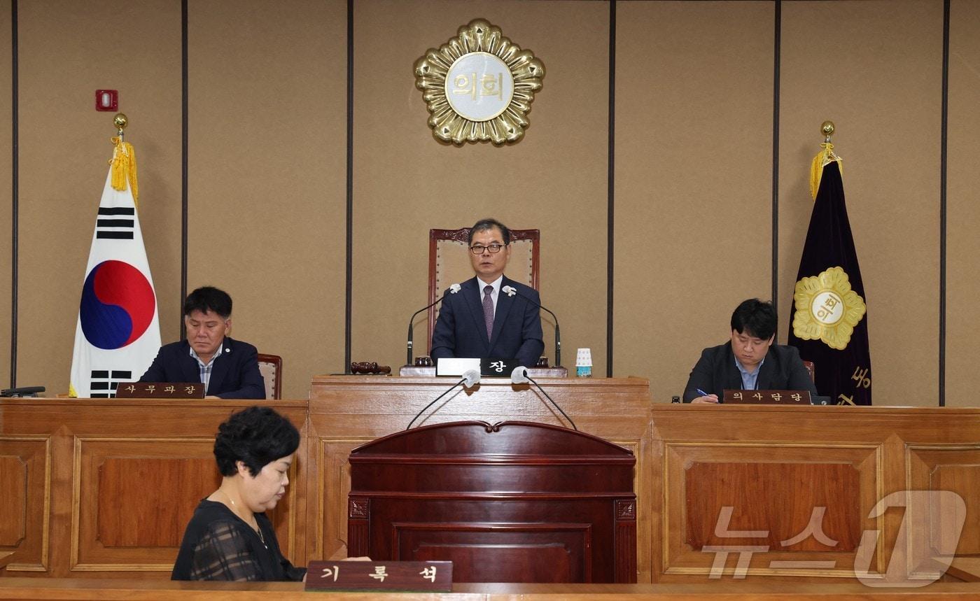 강대선 신임 의장.&#40;하동군의회 제공&#41;