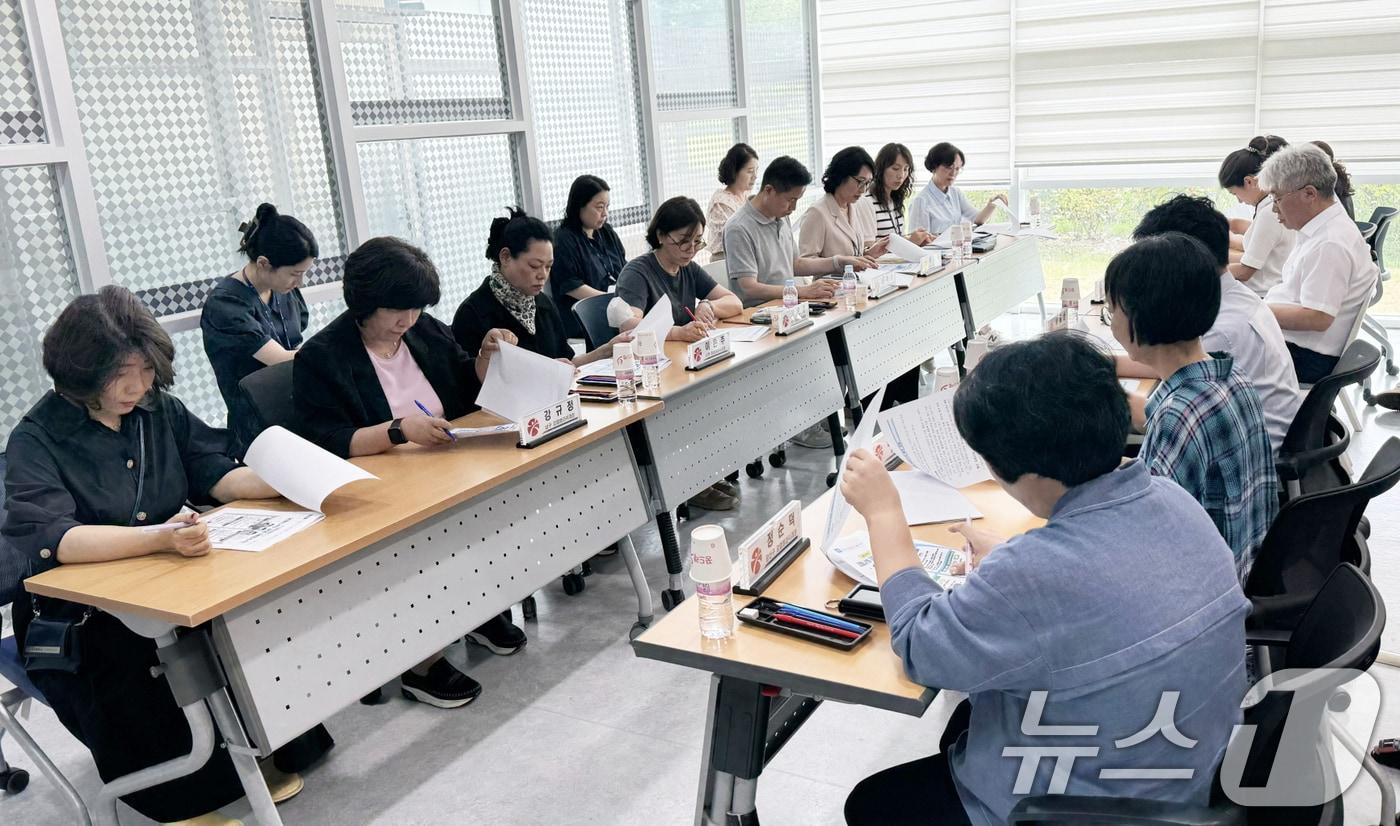 광주시가 신종 코로나바이러스 감염증 유행에 대응해 &#39;지역의료&#40;민‧관&#41; 협의체&#39; 회의를 열고 있다.&#40;광주시 제공&#41;2024.8.23/뉴스1 