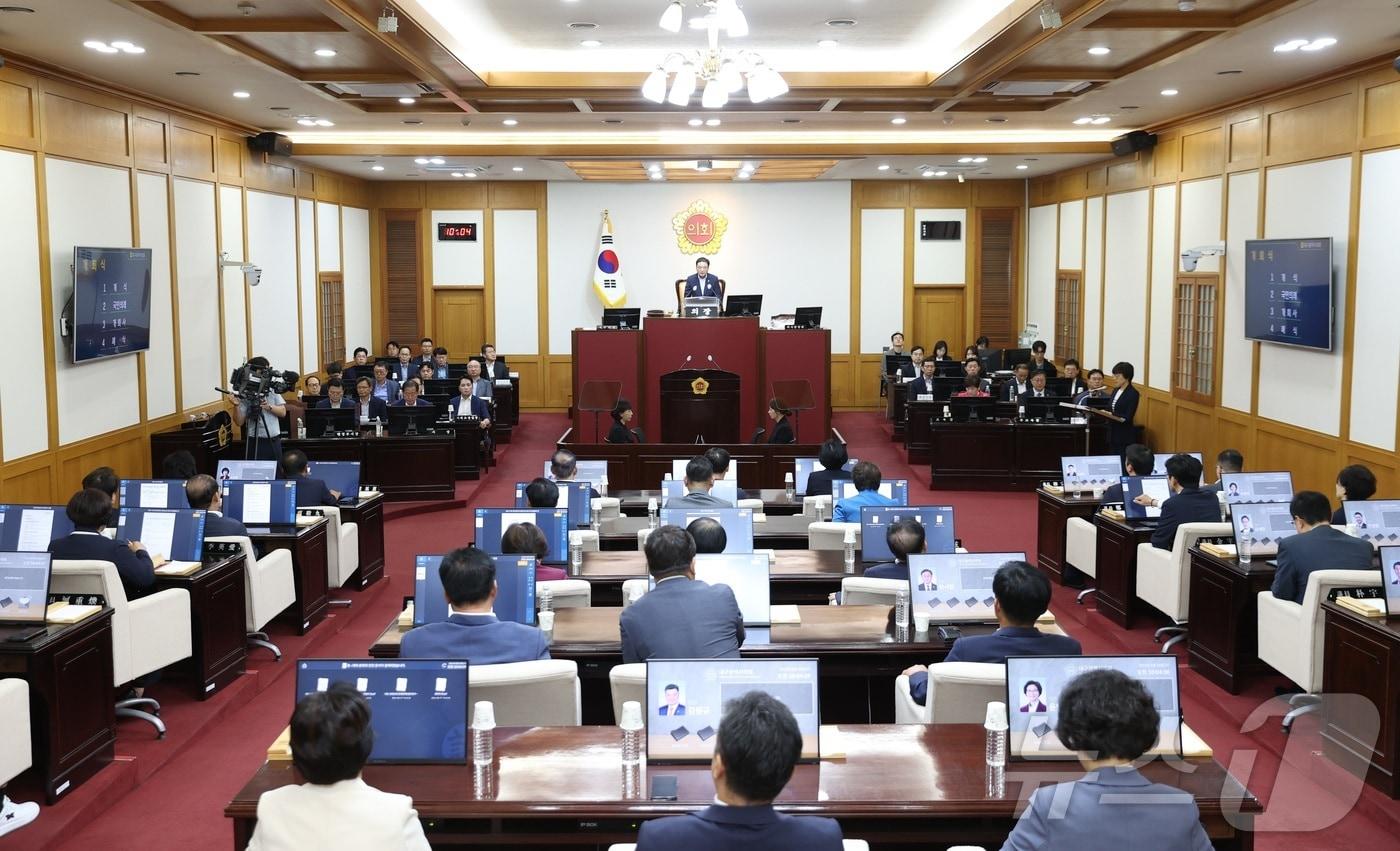 대구시의회가 28일 제311회 임시회를 개회했다. 사진은 본회의장 모습&#40;대구시의회 제공&#41;