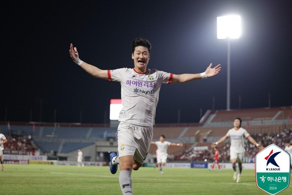 멀티골을 넣은 강원 이상헌&#40;한국프로축구연맹 제공&#41; 