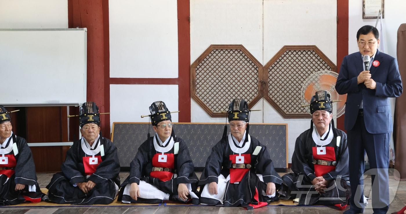 주낙영 경북 경주시장이 10일 경주향교에서 봉행된 추계 석전대제에서 인사말을 하고 있다. &#40;경주시제공&#41; 2024.9.10/뉴스1 