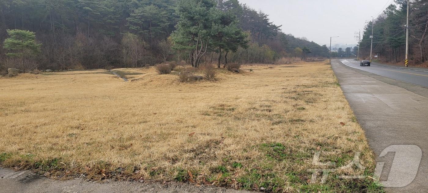 이천시 장호원읍 육군 7기공군단 앞 기후 대응 도시 숲 조성 부지.&#40;이천시 제공&#41;