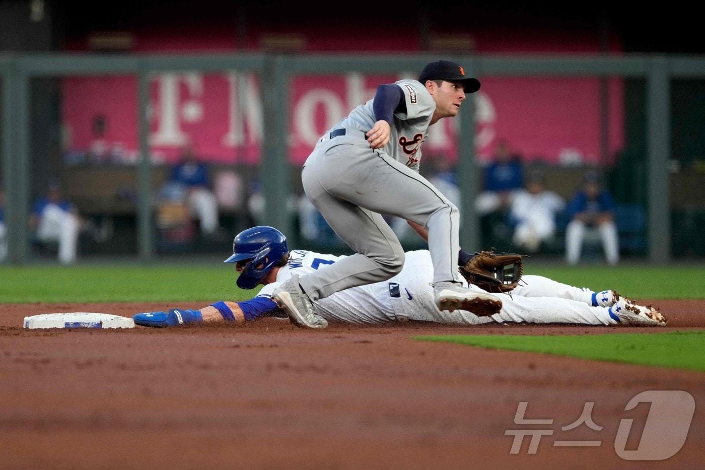 MLB 캔자스시티 바비 위트 주니어가 유격수 최초 2년 연속 30-30을 달성했다. ⓒ AFP=뉴스1