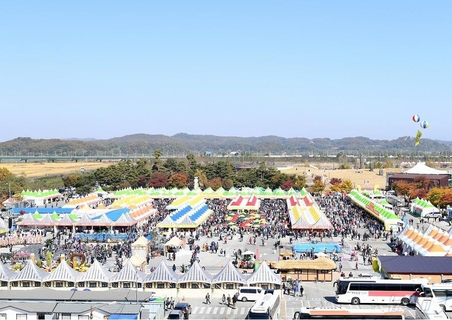 파주 장단콩축제가 열리는 임진각 광장. &#40;파주시 제공&#41;